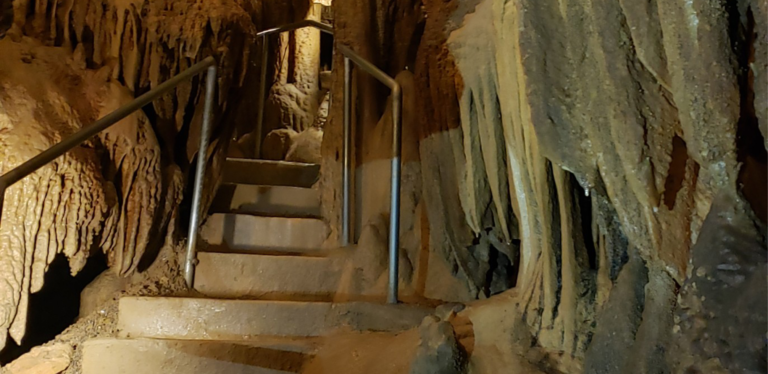 Best on the Map: Mammoth Cave National Park and Crystal Onyx Cave