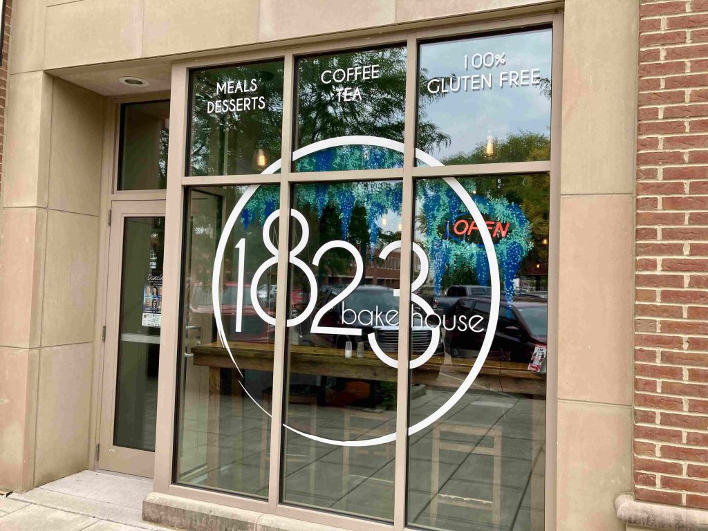 The outside of 1823 Bakehouse Bakery in Franklin, IN